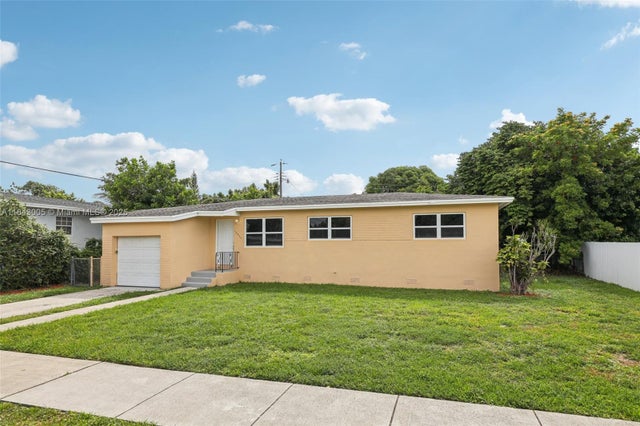 4 of 42 - 18025 Nw 6th Ave, Miami Gardens, FL