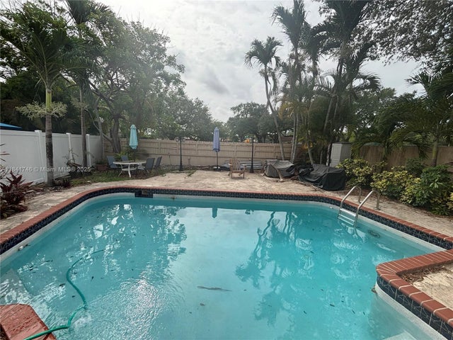 3 of 19 - 11391 Sw 74th Ter, Miami, FL