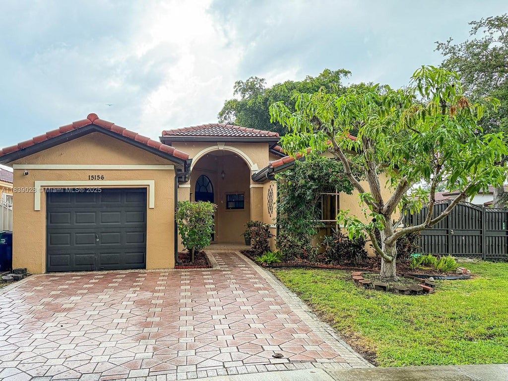 15156 Nw 90th Ct, Miami Lakes