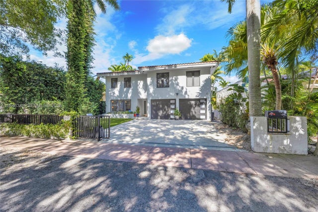1117 Alberca St, Coral Gables