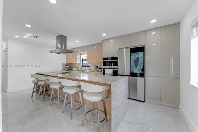 1 of 46 - 14285 Sw 183rd Ter, Miami, FL
