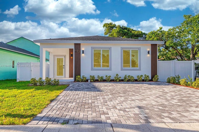 2 of 47 - 312 Nw 9th St, Hallandale Beach, FL