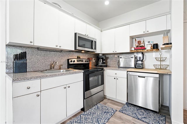 5 of 19 - 934 Michigan Ave 209, Miami Beach, FL