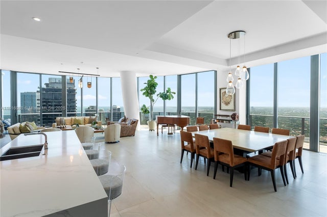 4 of 62 - 801 S Miami Ave 5801, Miami, FL