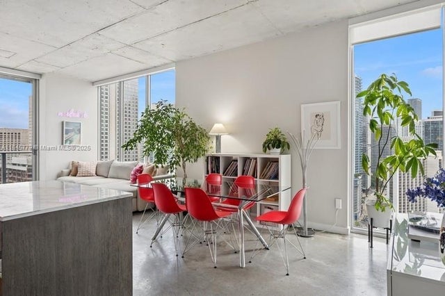 2 of 34 - 151 Se 1st St 2601, Miami, FL
