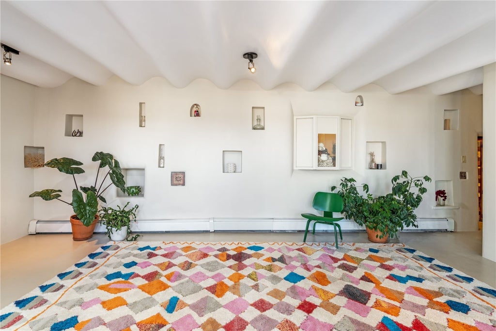 415 Camino Delora, Santa Fe