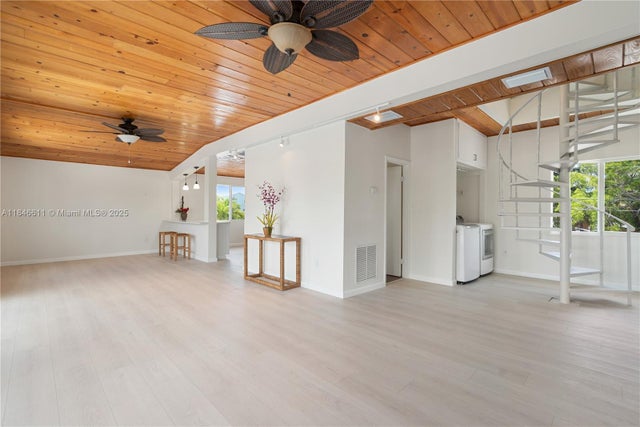 5 of 30 - 415 Big Pine Rd, Key Largo, FL
