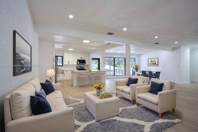 3 of 56 - 12905 N Miami Ave, North Miami, FL