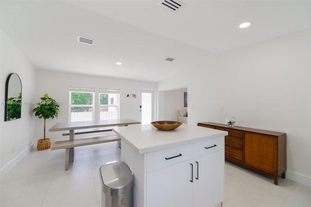 3 of 44 - 11 Mockingbird Rd, Key Largo, FL