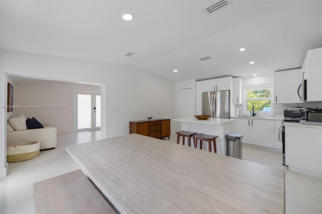 4 of 44 - 11 Mockingbird Rd, Key Largo, FL