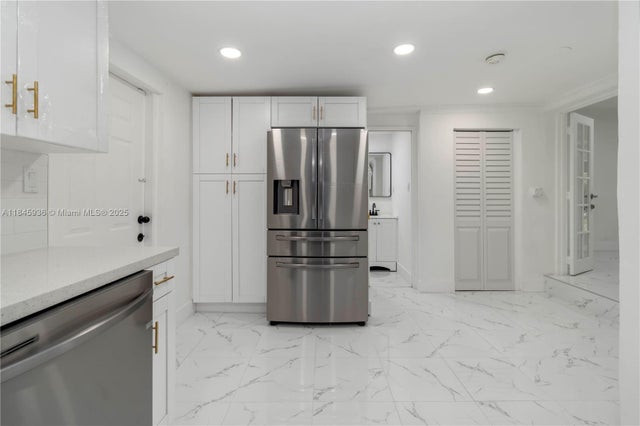 3 of 29 - 6237 Sw 22nd St, Miramar, FL