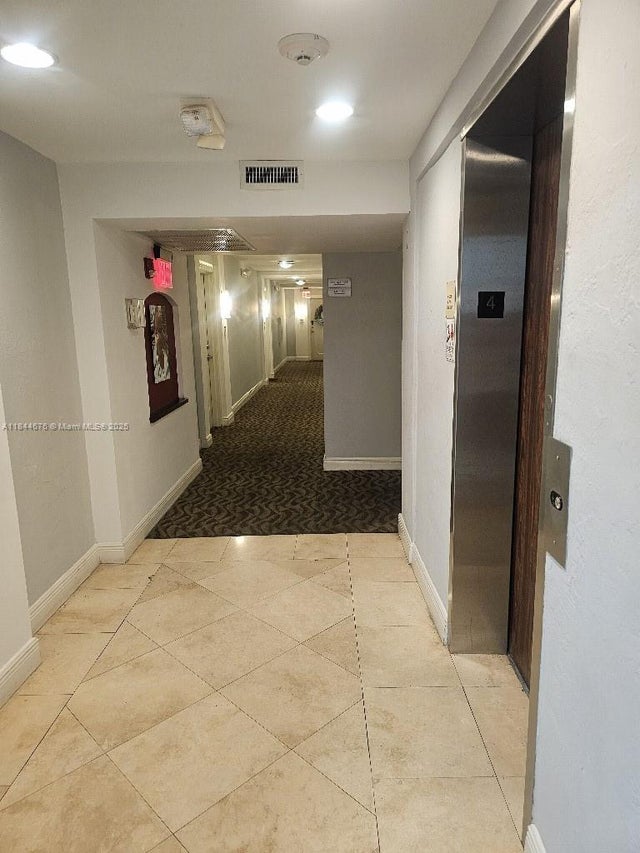 5 of 10 - 2620 Ne 135th St 431, North Miami, FL