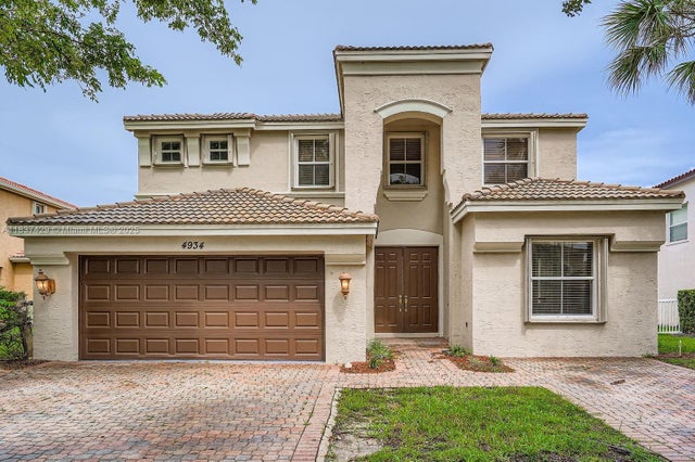 1 of 28 - 4934 Sw 158th Way, Miramar, FL