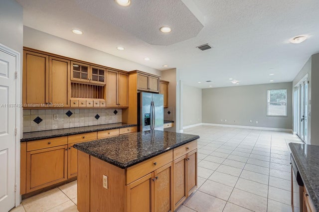 5 of 28 - 4934 Sw 158th Way, Miramar, FL