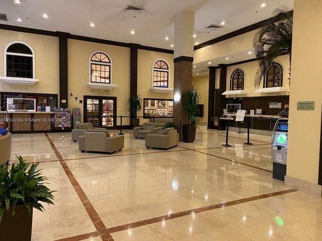 3 of 15 - 19201 Collins Ave 114, Sunny Isles Beach, FL