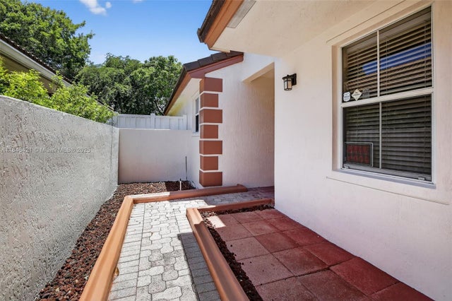 5 of 47 - 7306 Nw 1st Mnr, Plantation, FL