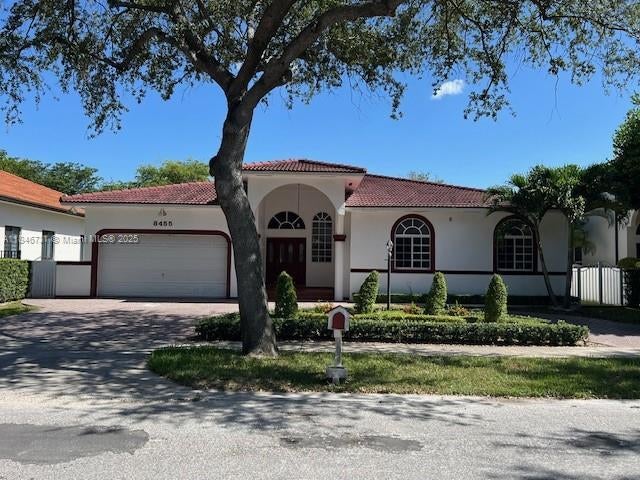 1 of 39 - 8455 Nw 169th Ter, Miami Lakes, FL