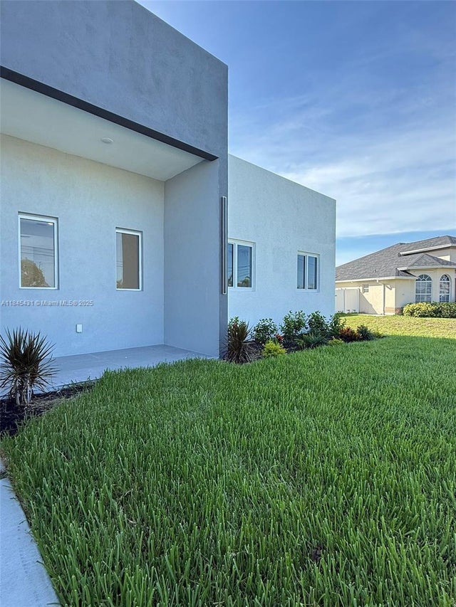 4 of 34 - 5 Sw 26th Place, Cape Coral, FL