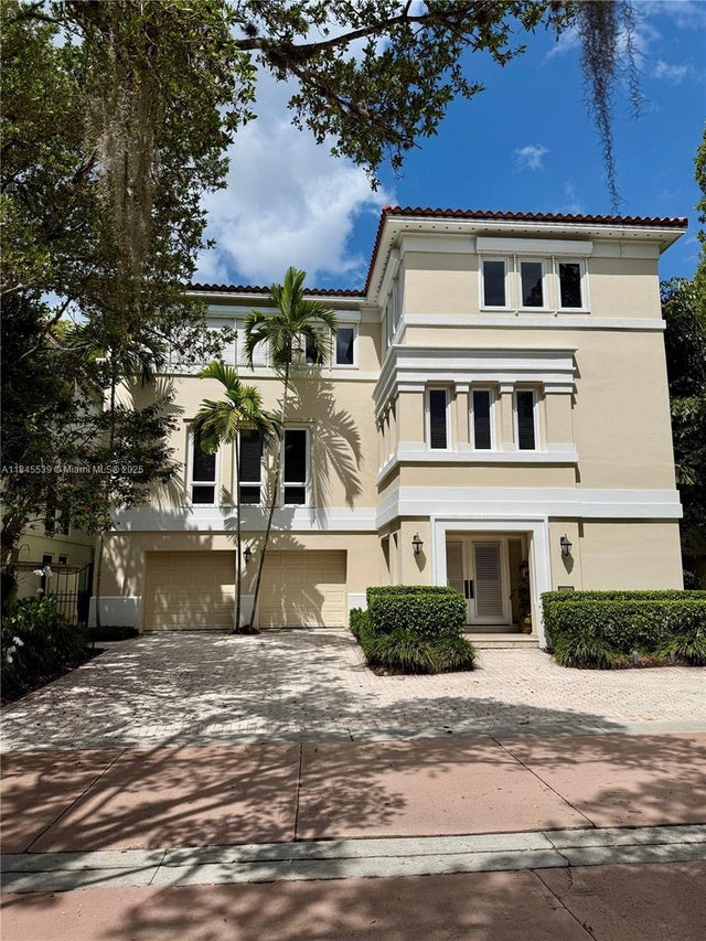 1 of 38 - 3508 Bayshore Villas Dr, Miami, FL