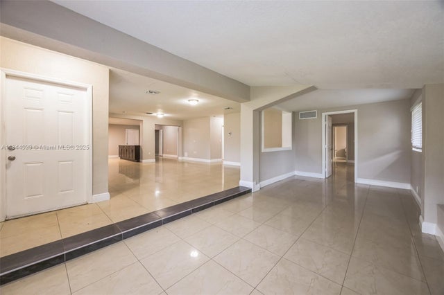 5 of 15 - 2041 Acapulco Dr, Miramar, FL
