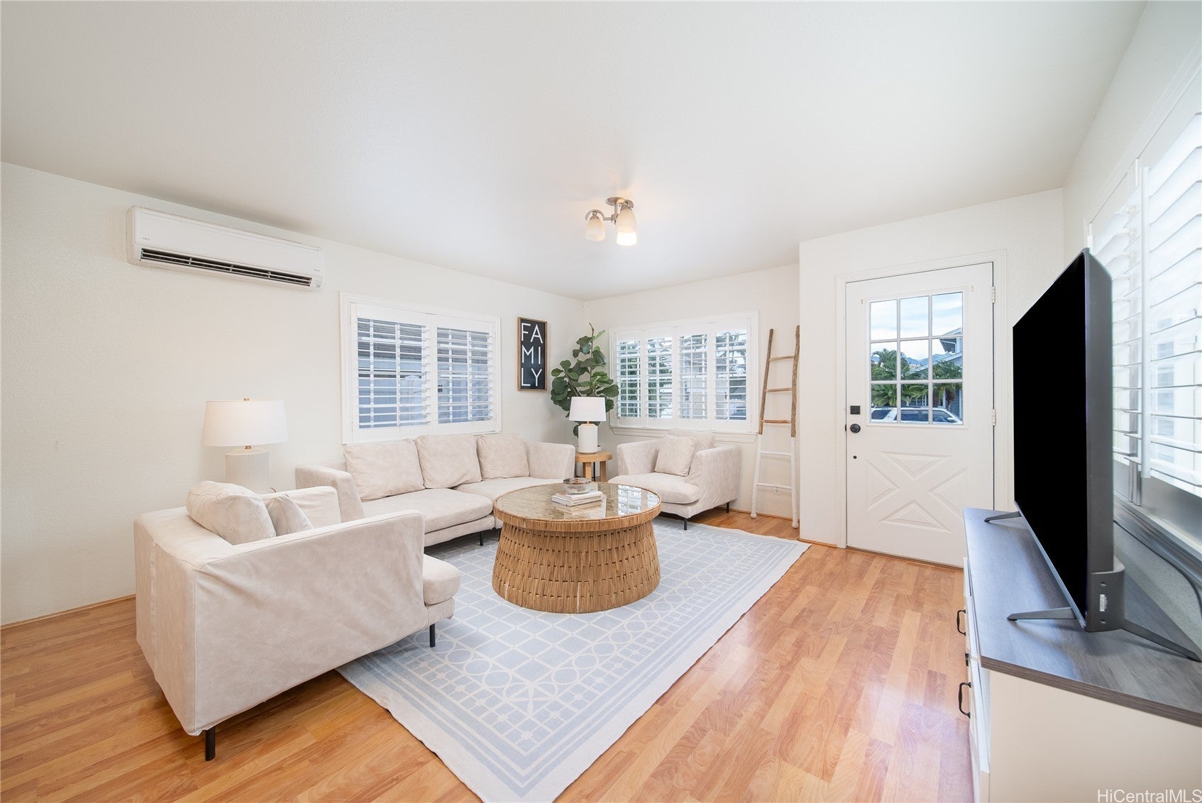 Photo of Listing #202516758