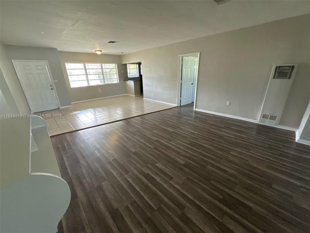 2 of 16 - 19001 Nw 19th Ave, Miami Gardens, FL