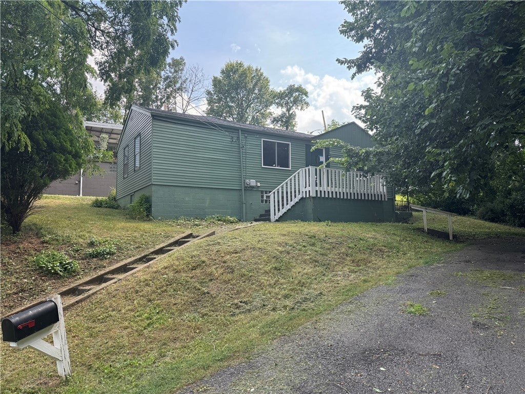 2 Willow Street, McKees Rocks