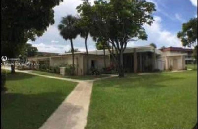 4 of 14 - 1530 Ne 191st St 145, Miami, FL