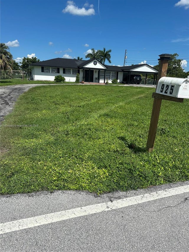 3 of 62 - 925 Ne 18th, Belle Glade, FL