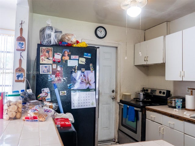 5 of 14 - 1565 Nw 127th St, North Miami, FL