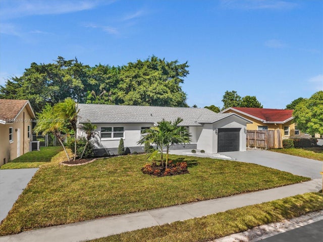 4 of 46 - 22571 Sw 65th Ave, Boca Raton, FL