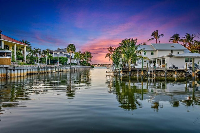 1 of 54 - 934 Penn Trl, Jupiter, FL