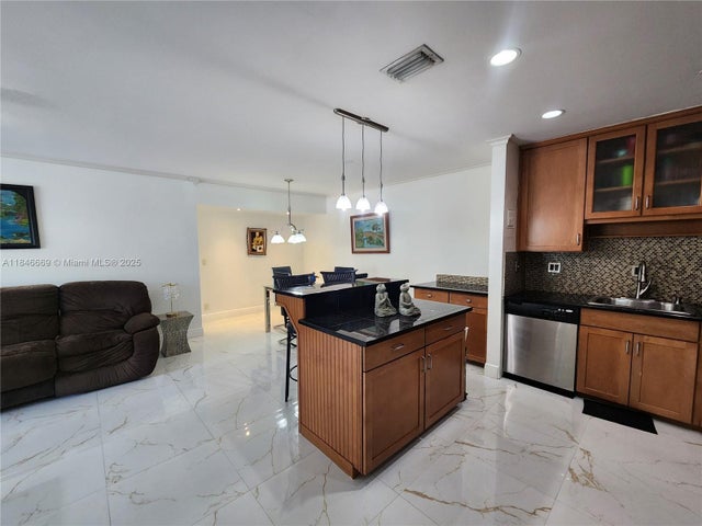 2 of 37 - 160 Cypress Club Dr 608, Pompano Beach, FL