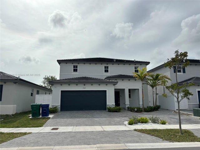 2 of 27 - 13612 Sw 184th Ln, Miami, FL