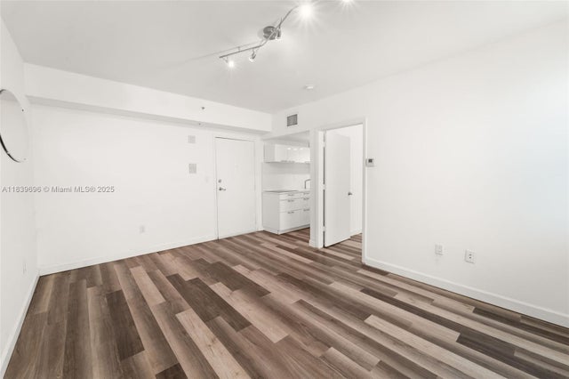 3 of 10 - 1550 Drexel Ave 103, Miami Beach, FL