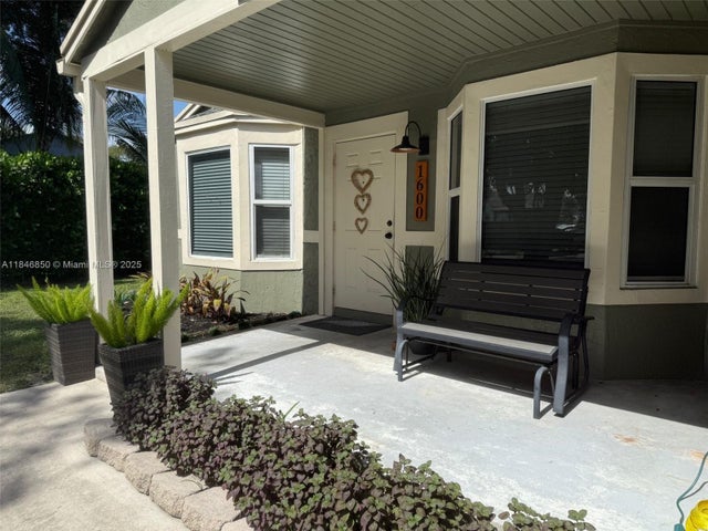 2 of 34 - 1600 Sw 127th Ln, Davie, FL