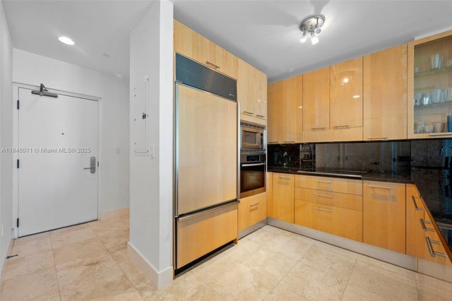 1 of 30 - 6799 Collins Ave 109, Miami Beach, FL