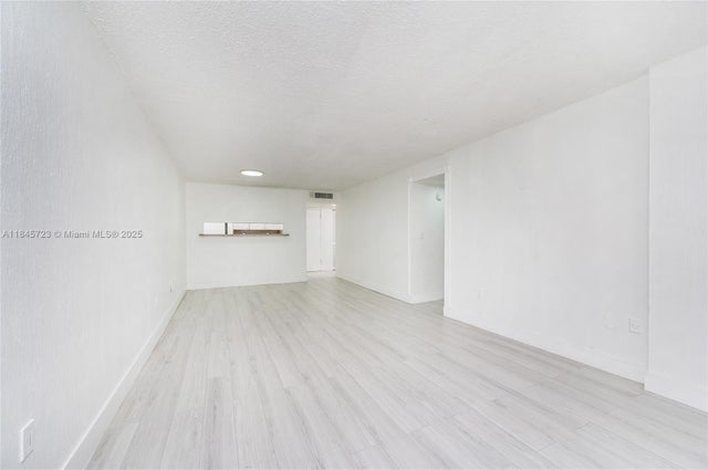 2 of 28 - 10400 Sw 108th Ave A409, Miami, FL