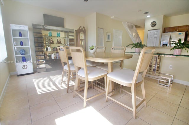 4 of 25 - 11564 Sw 151 Avenue, Miami, FL