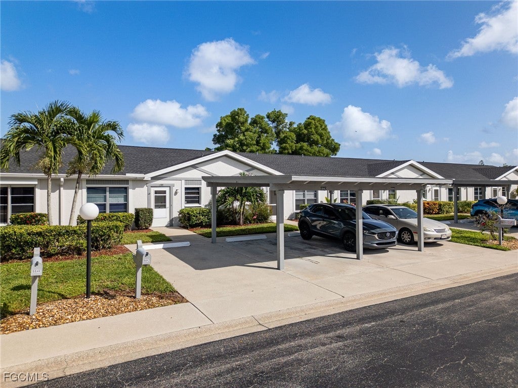 6842 Bogey Dr, Fort Myers