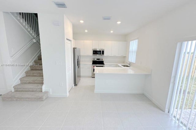 3 of 29 - 12432 Nw 23rd Ct, Miami, FL