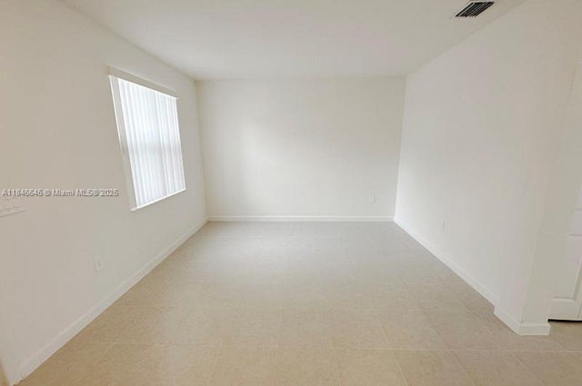 5 of 29 - 12432 Nw 23rd Ct, Miami, FL