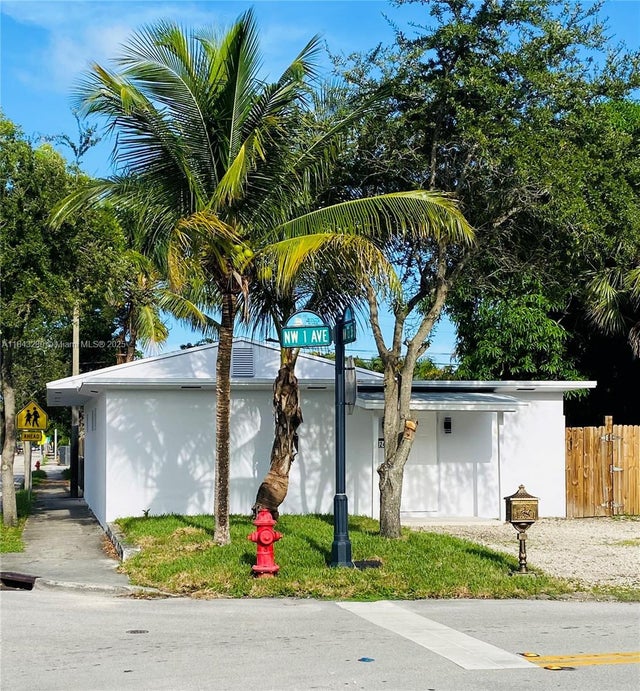 2 of 13 - 1244 Nw 1st Ave, Fort Lauderdale, FL