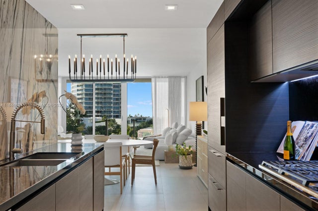 5 of 33 - 1 Collins Ave 605, Miami Beach, FL