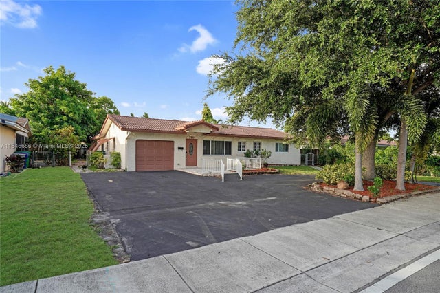 1 of 45 - 7801 Nw 40th St, Coral Springs, FL