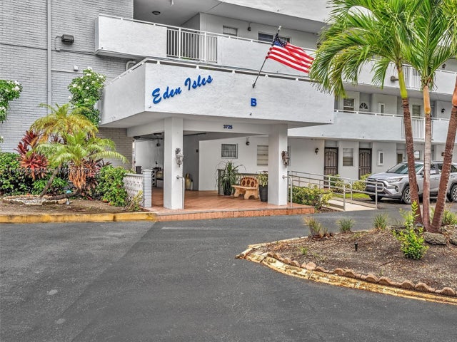 2 of 63 - 3725 Ne 169th St 407, North Miami Beach, FL