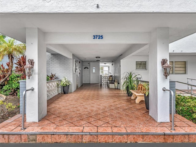 3 of 63 - 3725 Ne 169th St 407, North Miami Beach, FL