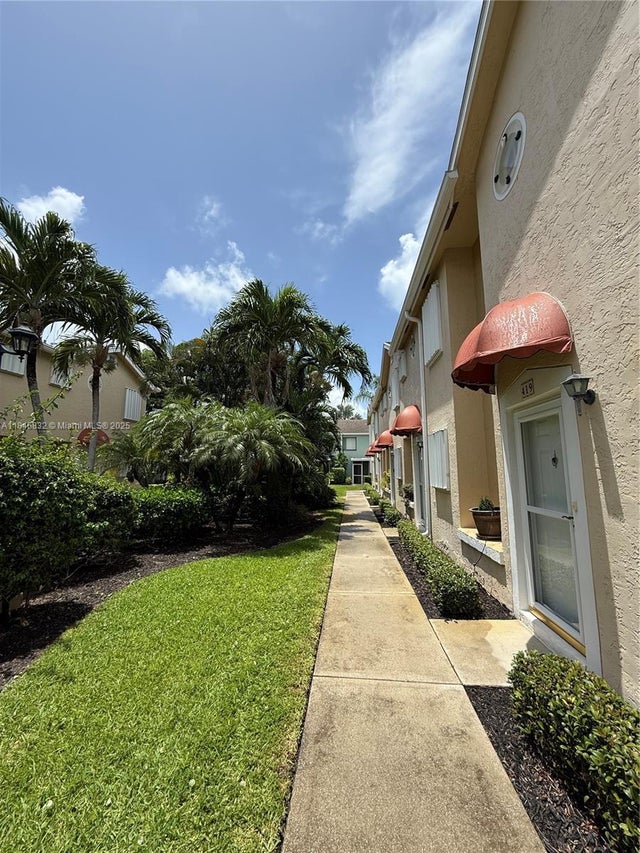 4 of 43 - 417 Waterside Dr, Hypoluxo, FL