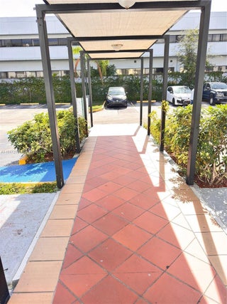 Photo of Listing #A11847208