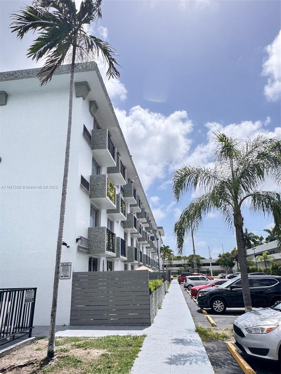 16450 Nw 2nd Ave 207, Miami